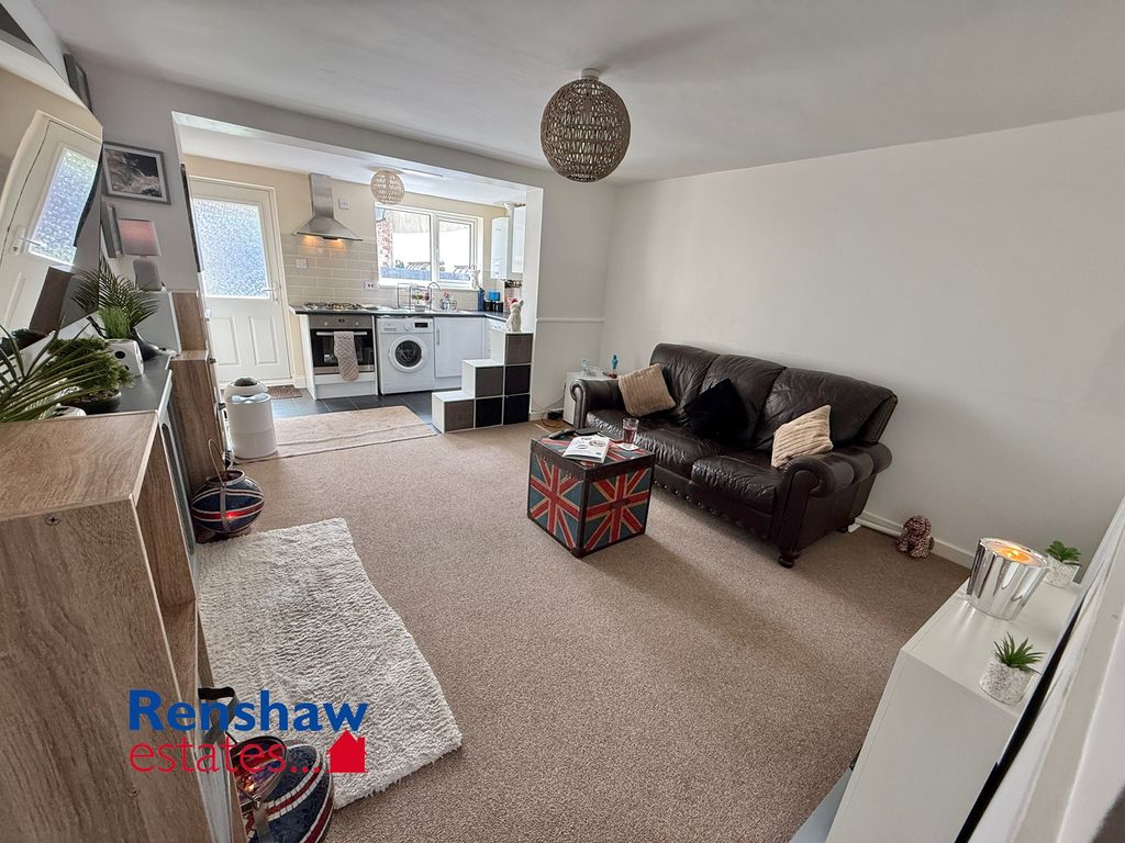 Property photo 1 of 10 Dr (1)