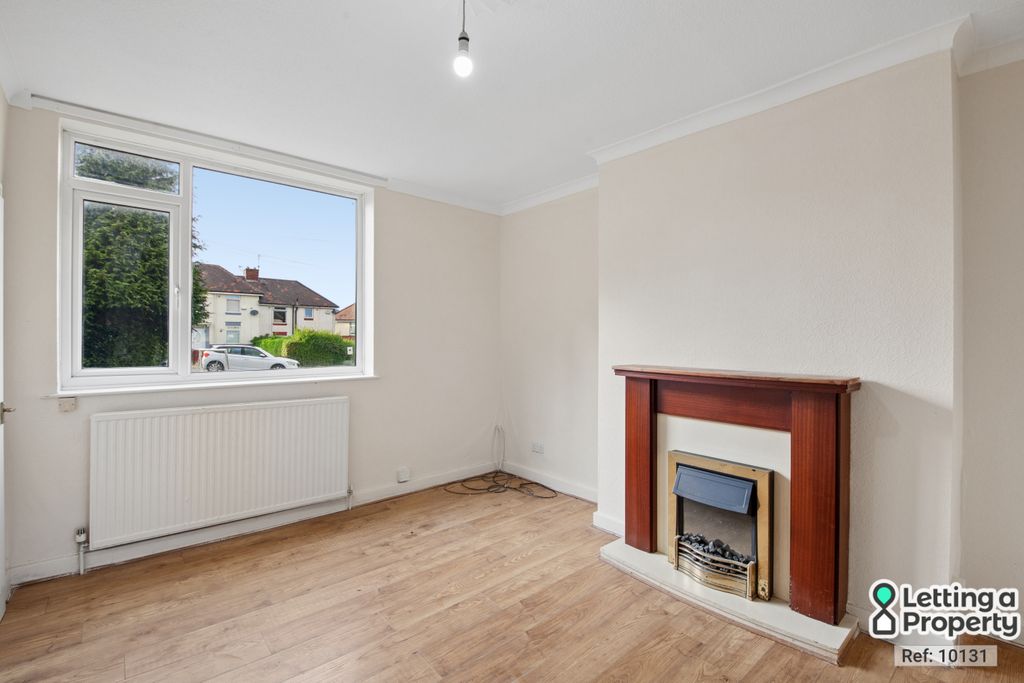 Property photo 2 of 9