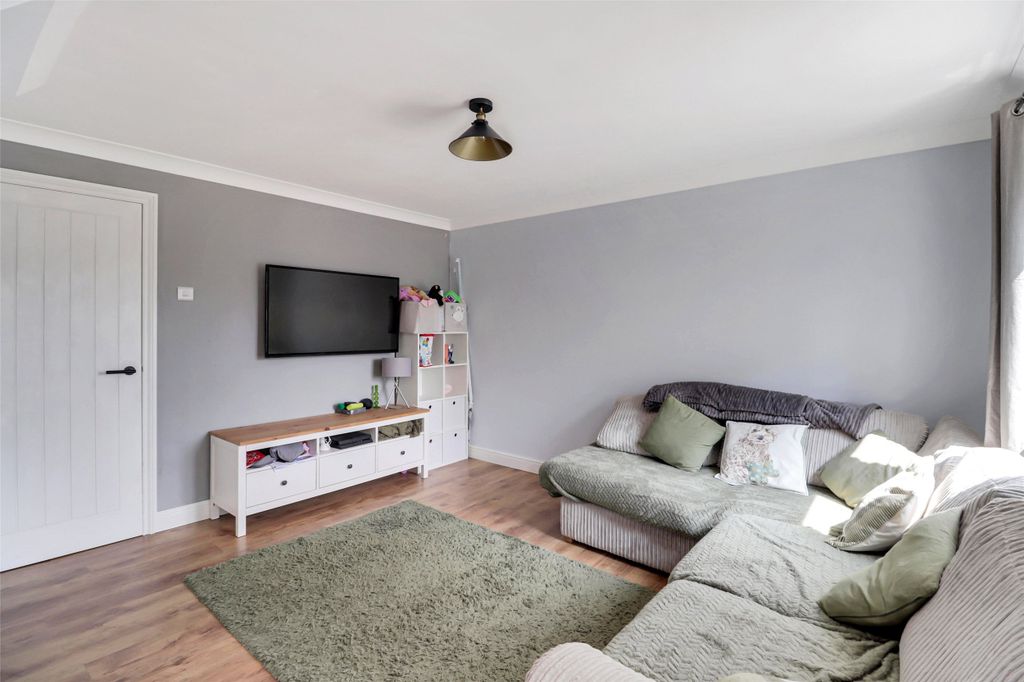 Property photo 2 of 10 Picture No. 06