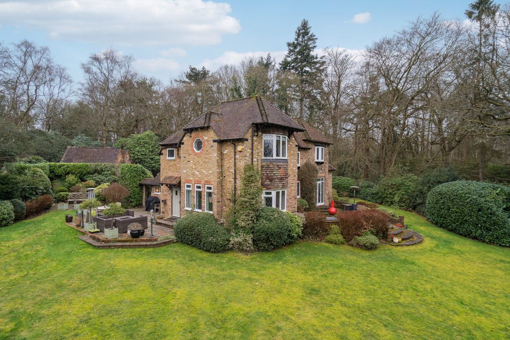 Property photo 2 of 25 Rear/ Side