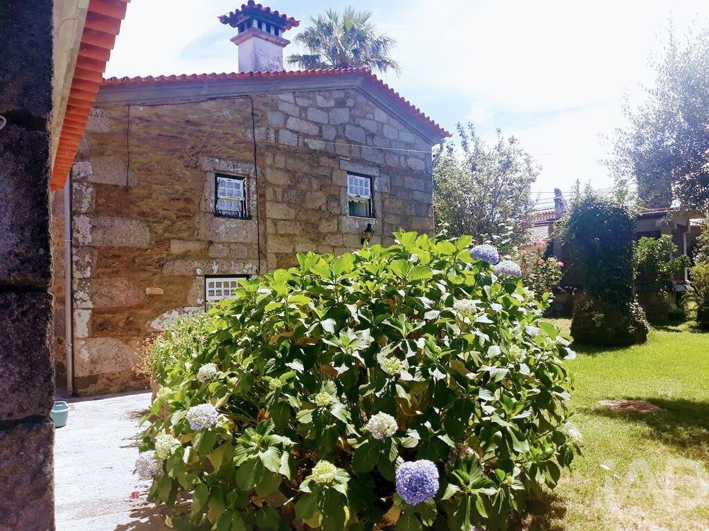 Property photo 3 of 29
