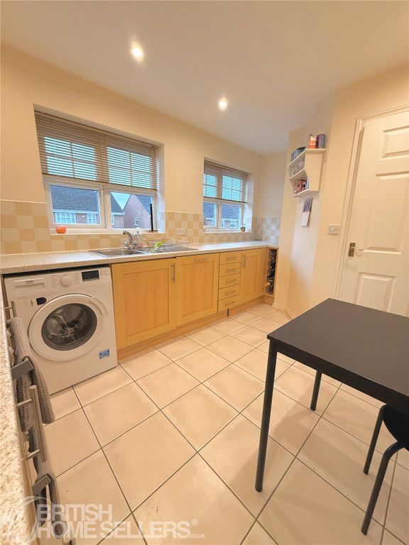 Property photo 3 of 25 Picture No. 17