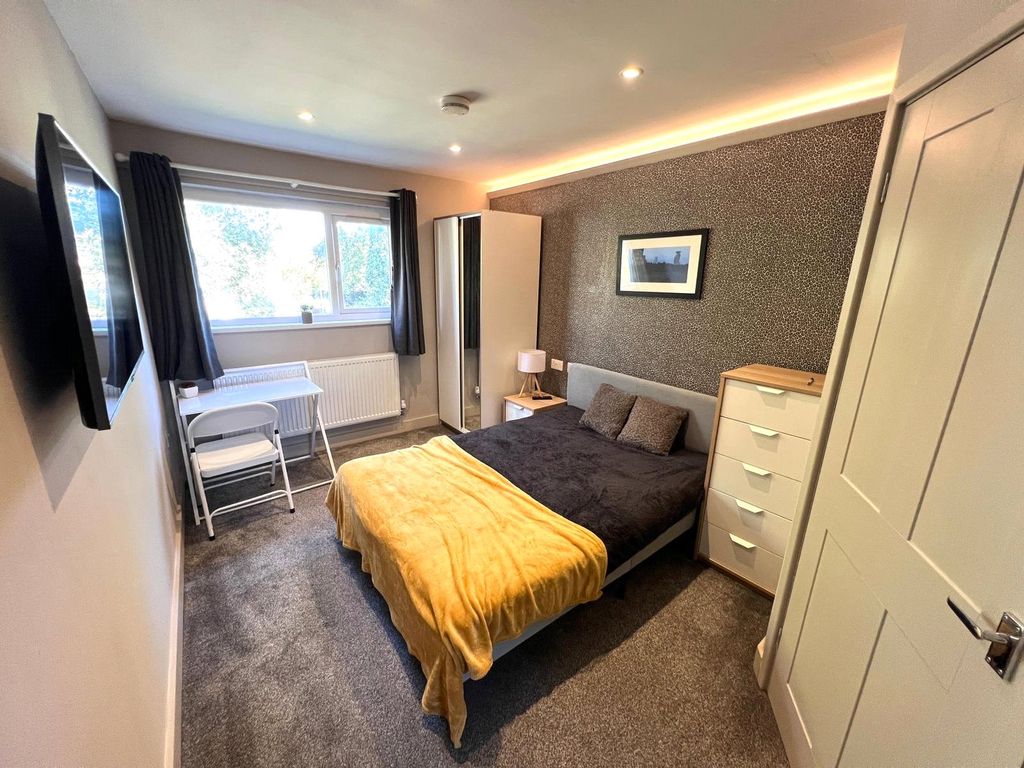 Property photo 1 of 13 Picture No. 35