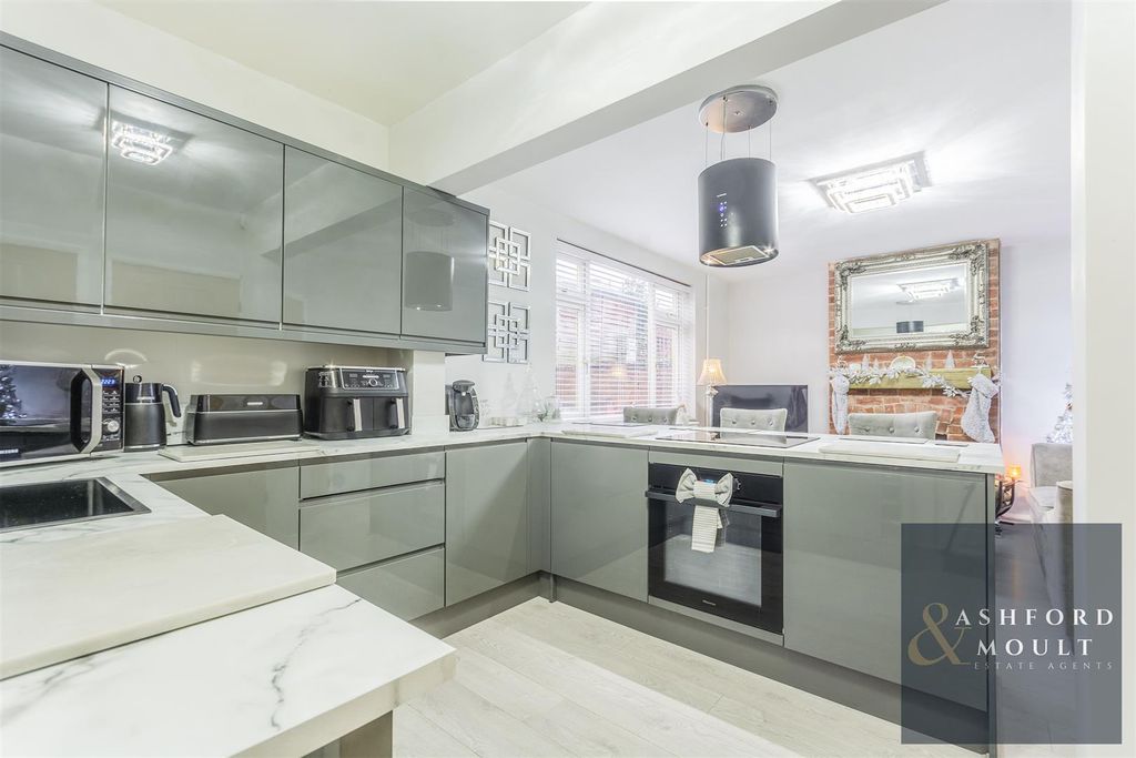 Property photo 2 of 29 Ccltd-8 Copy.Jpg