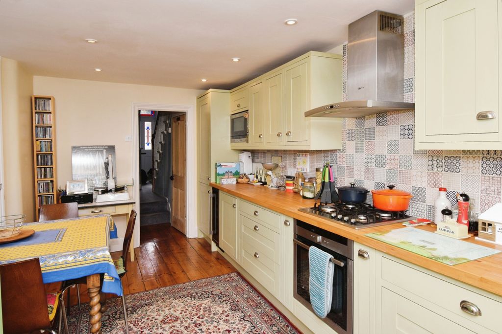 Property photo 2 of 14 Kitchen/Diner