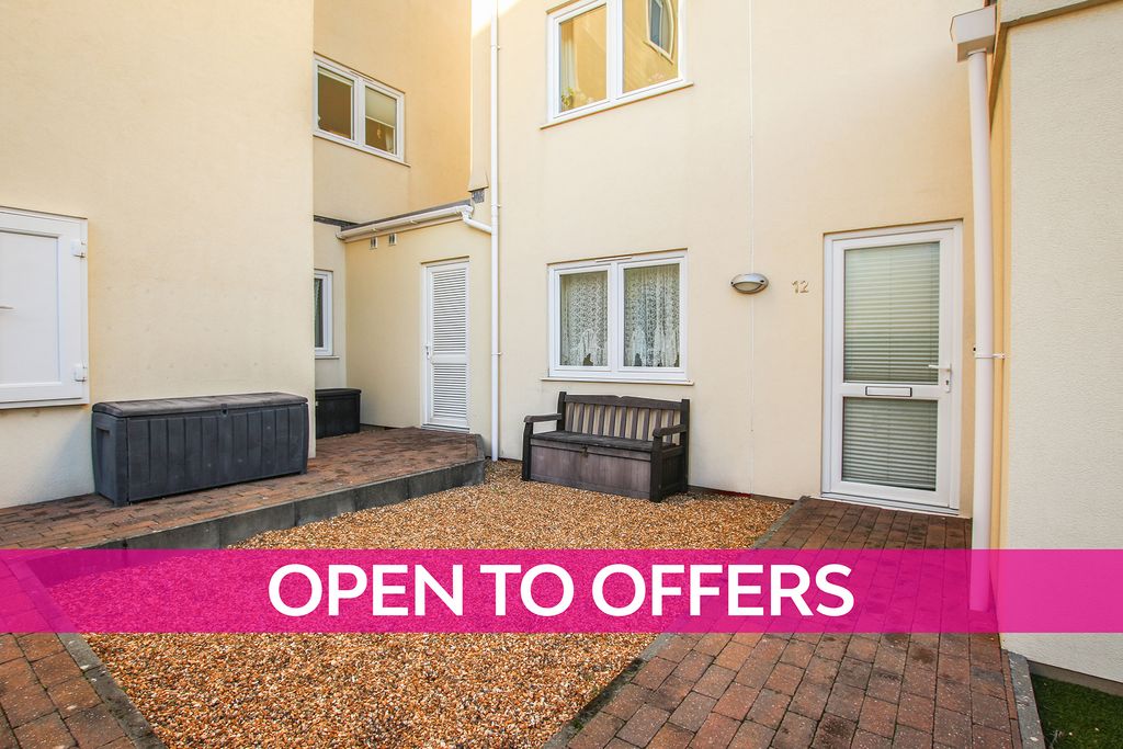 Property photo 1 of 12 Photo 0