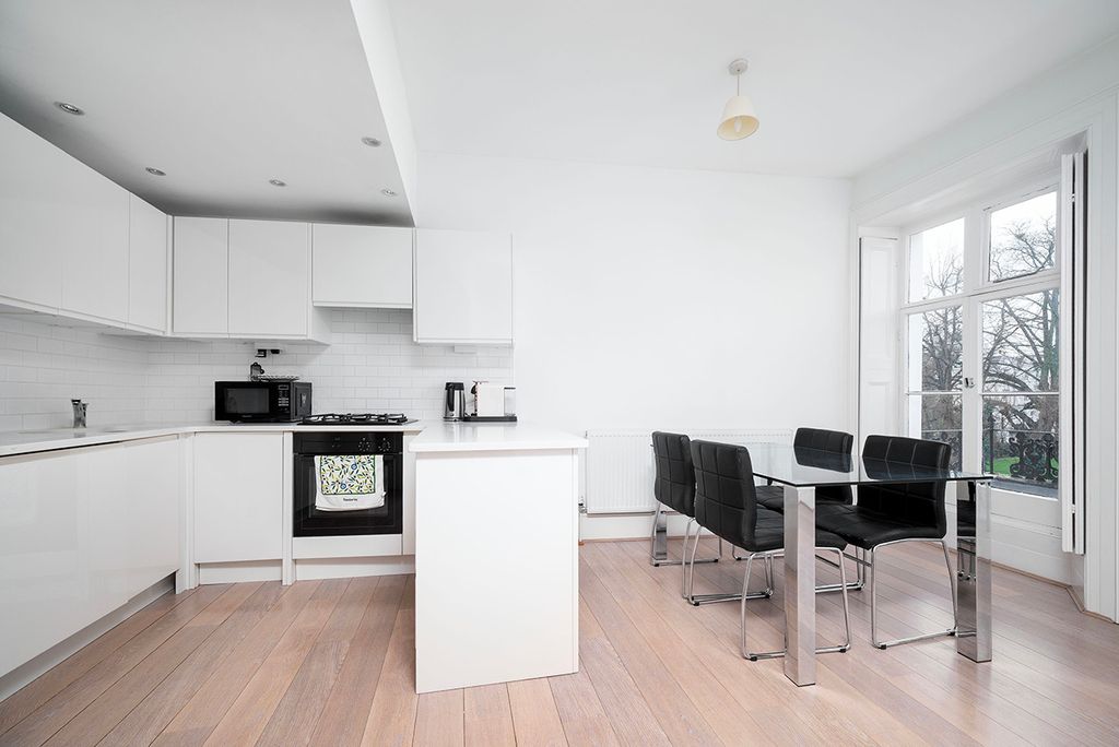 Property photo 3 of 12 Picture No. 06