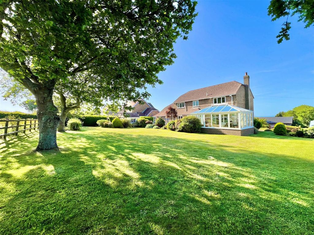 Property photo 2 of 46