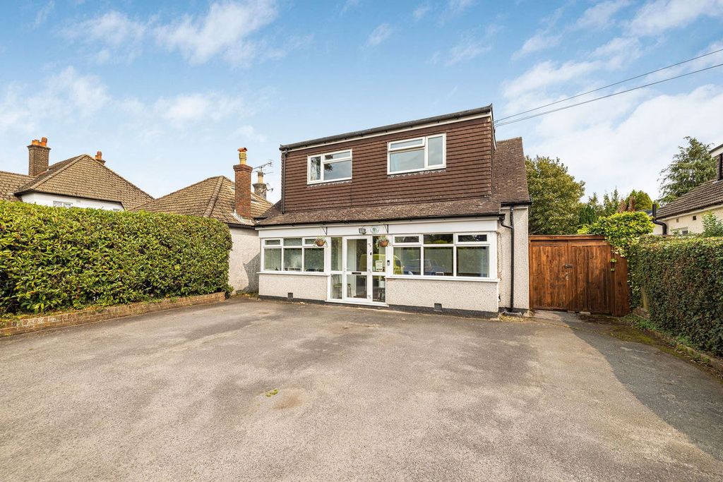 Property photo 3 of 18