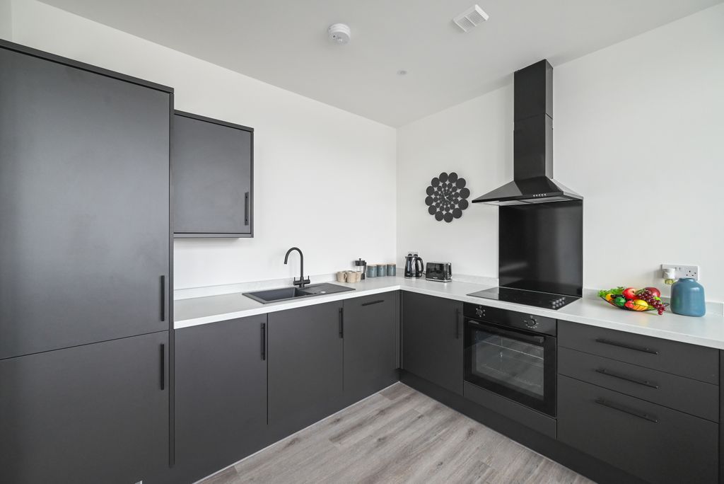 Property photo 2 of 8 Front