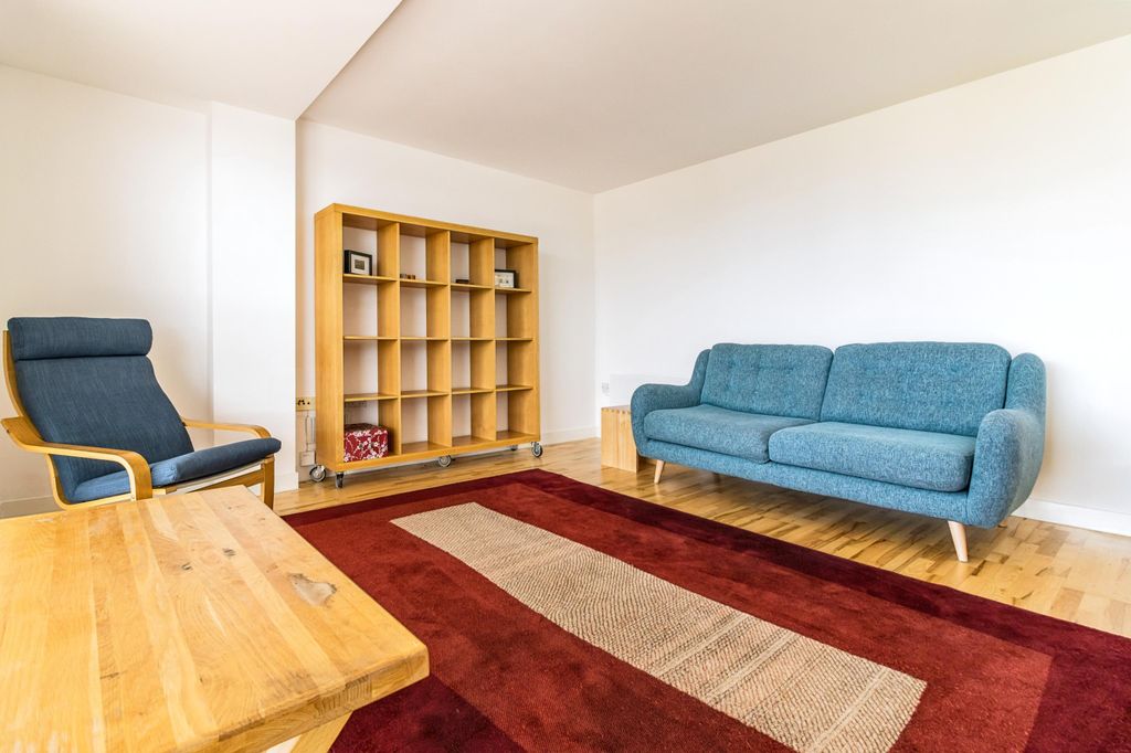 Property photo 3 of 9 Photography