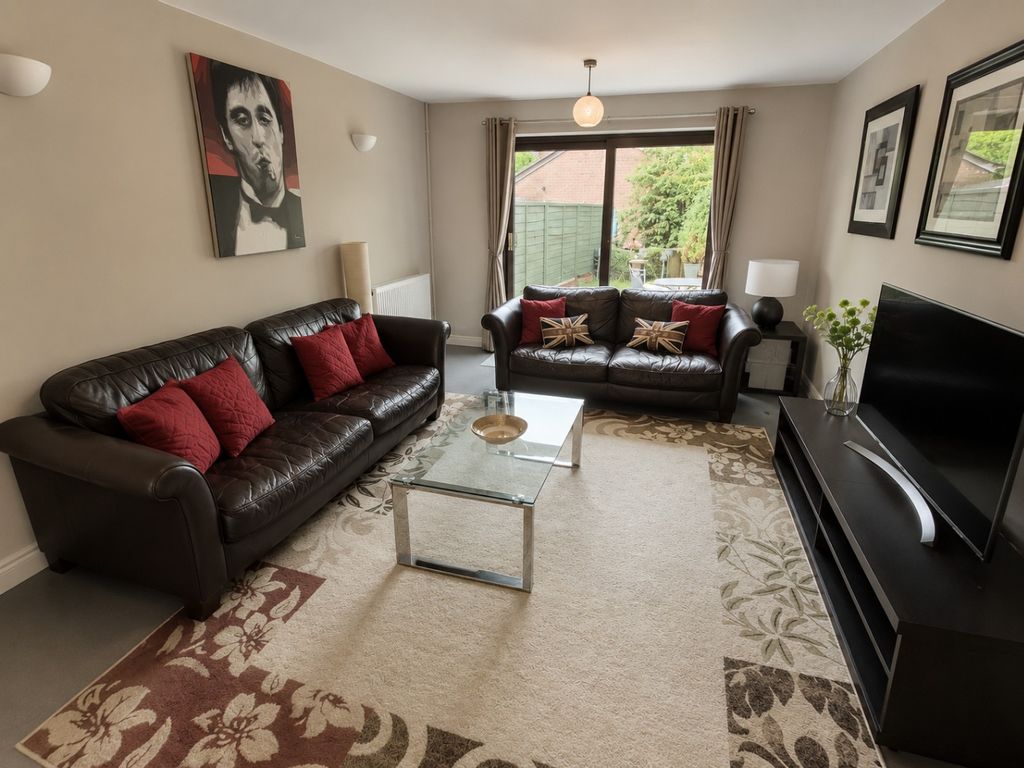 Property photo 2 of 8 5335182