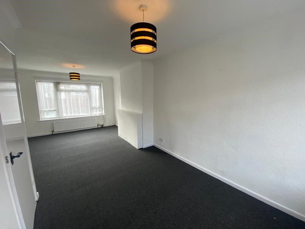 Property photo 3 of 11 Image