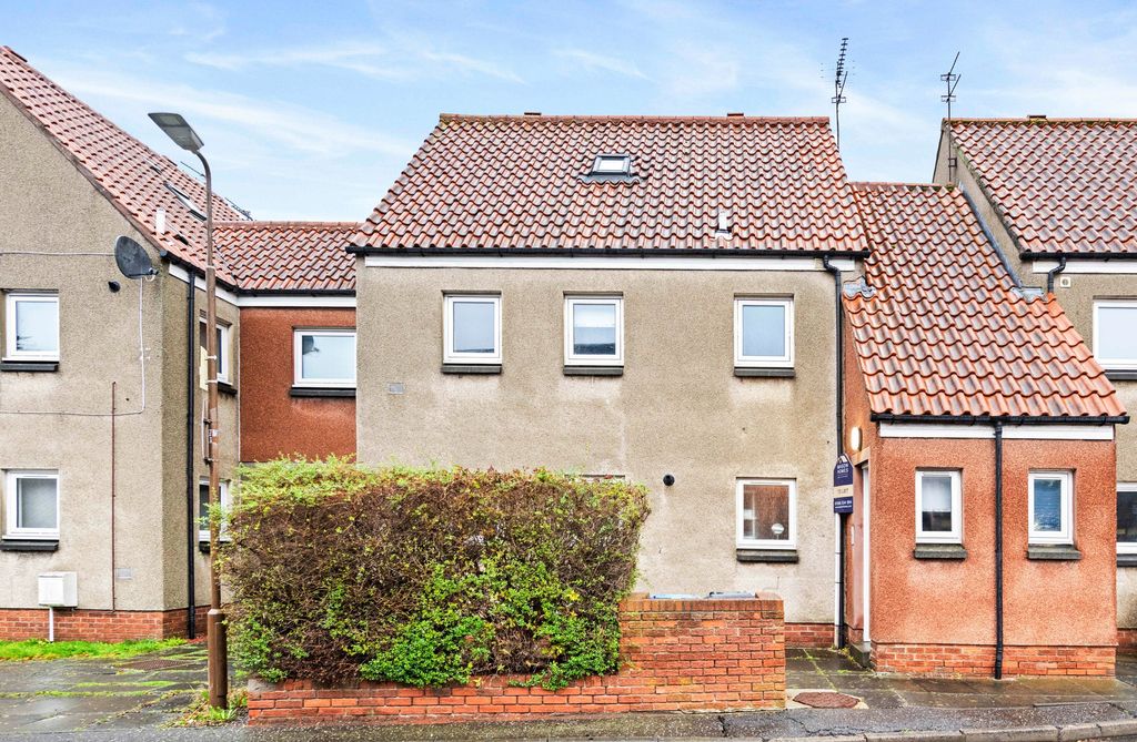 Property photo 1 of 16 19