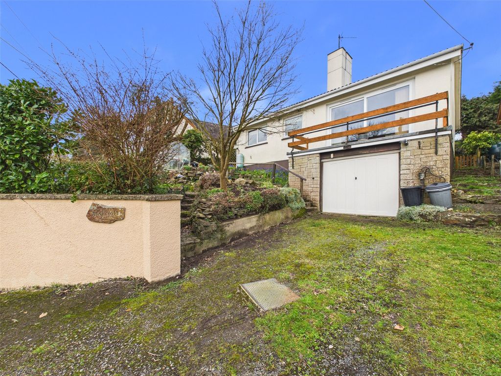 Property photo 1 of 22 Picture No. 08