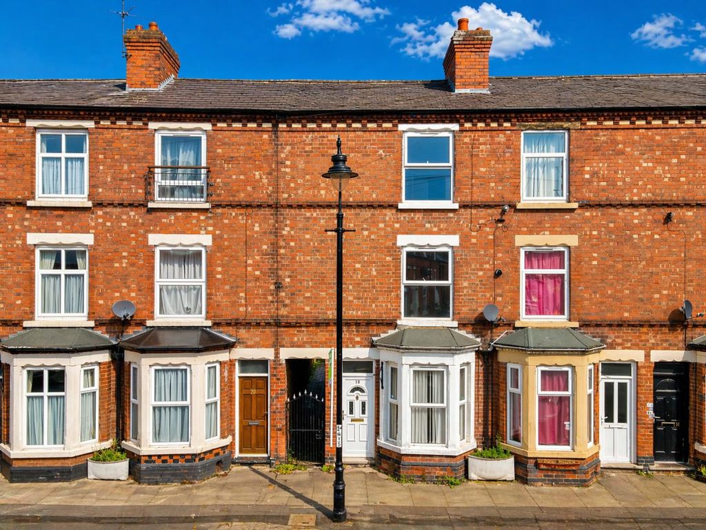 Property photo 1 of 15 57335B3F-5137-45A2-9A17-54B465A2d51A.Png