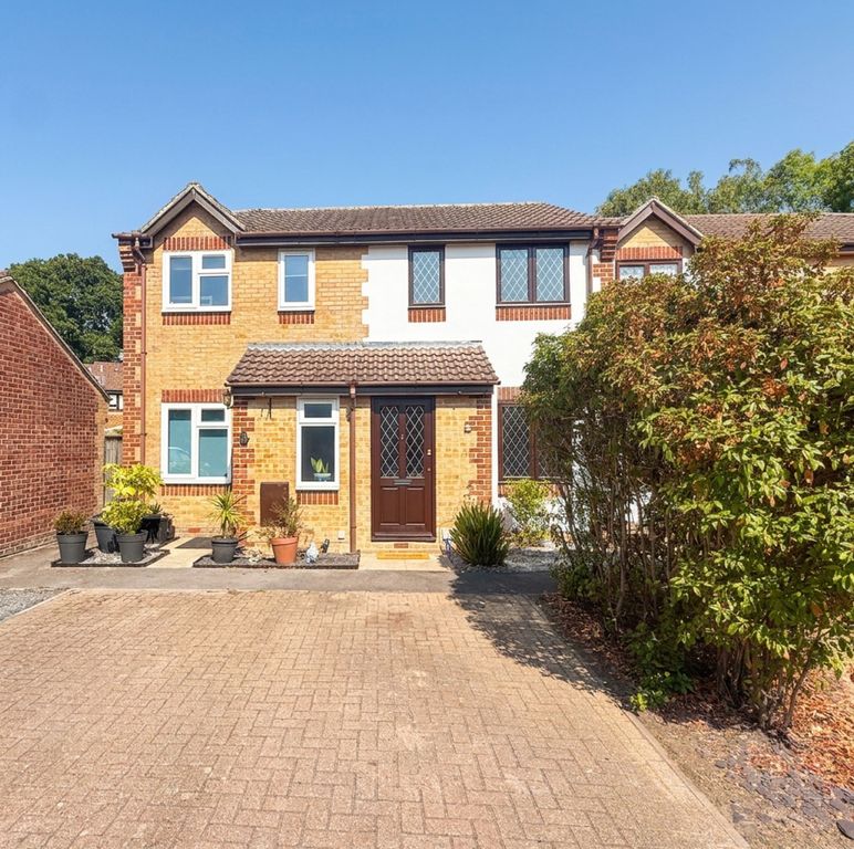 Property photo 1 of 11
