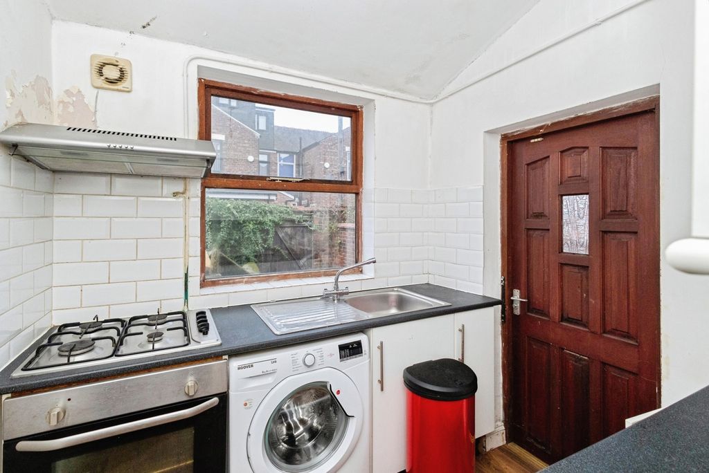 Property photo 3 of 14 Pbox-Img.Jpg