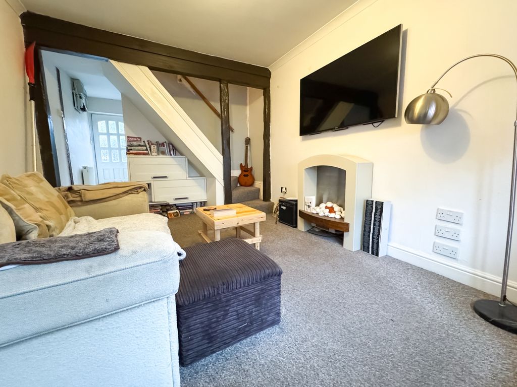 Property photo 3 of 12 Church Street Guisborough Ewemove-2