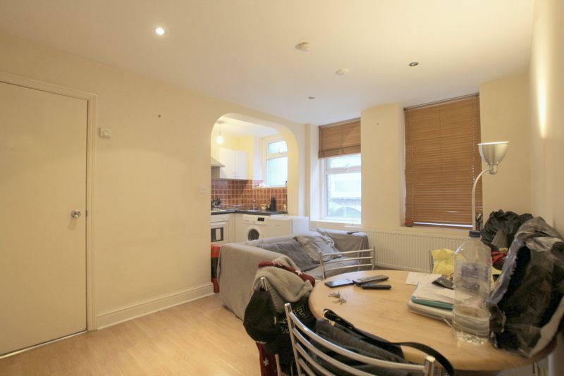 Property photo 1 of 7 1