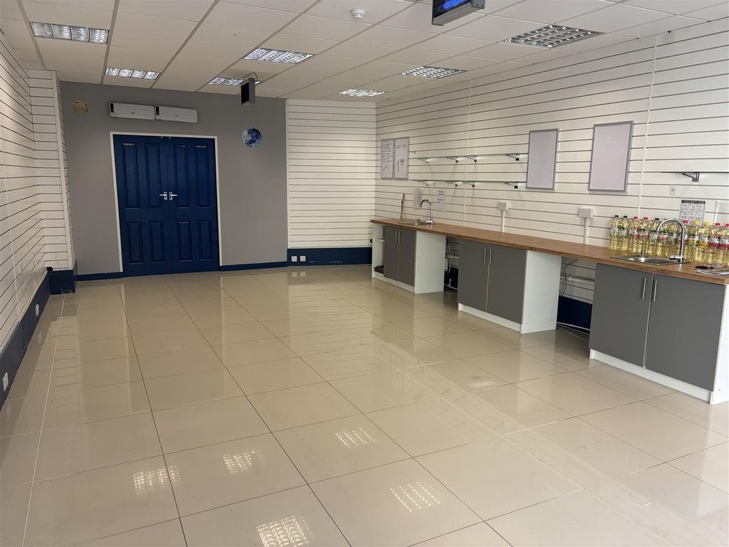 Property photo 3 of 9 Image00009.Jpeg