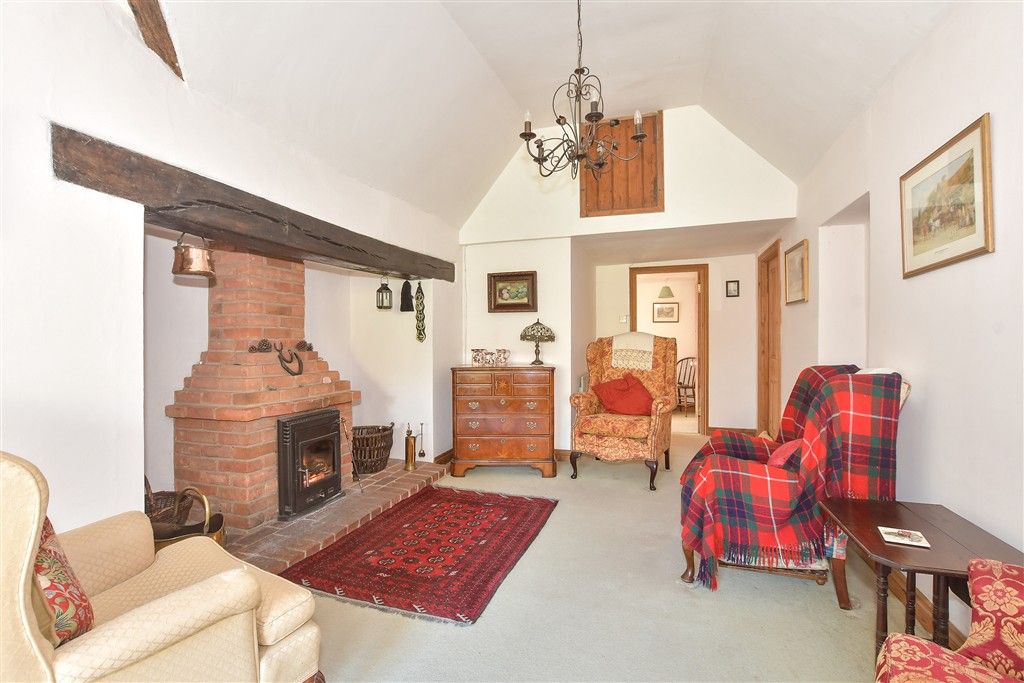 Property photo 3 of 14 Sitting Room