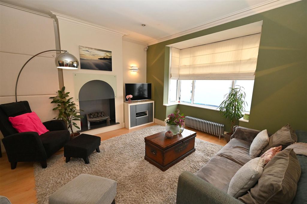 Property photo 3 of 32 Living Room1.Jpg