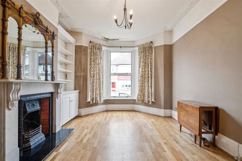 Property photo 2 of 7