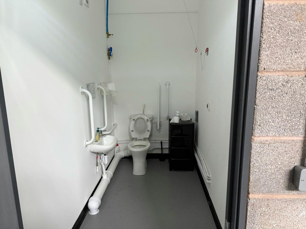 Property photo 3 of 4 Image 3