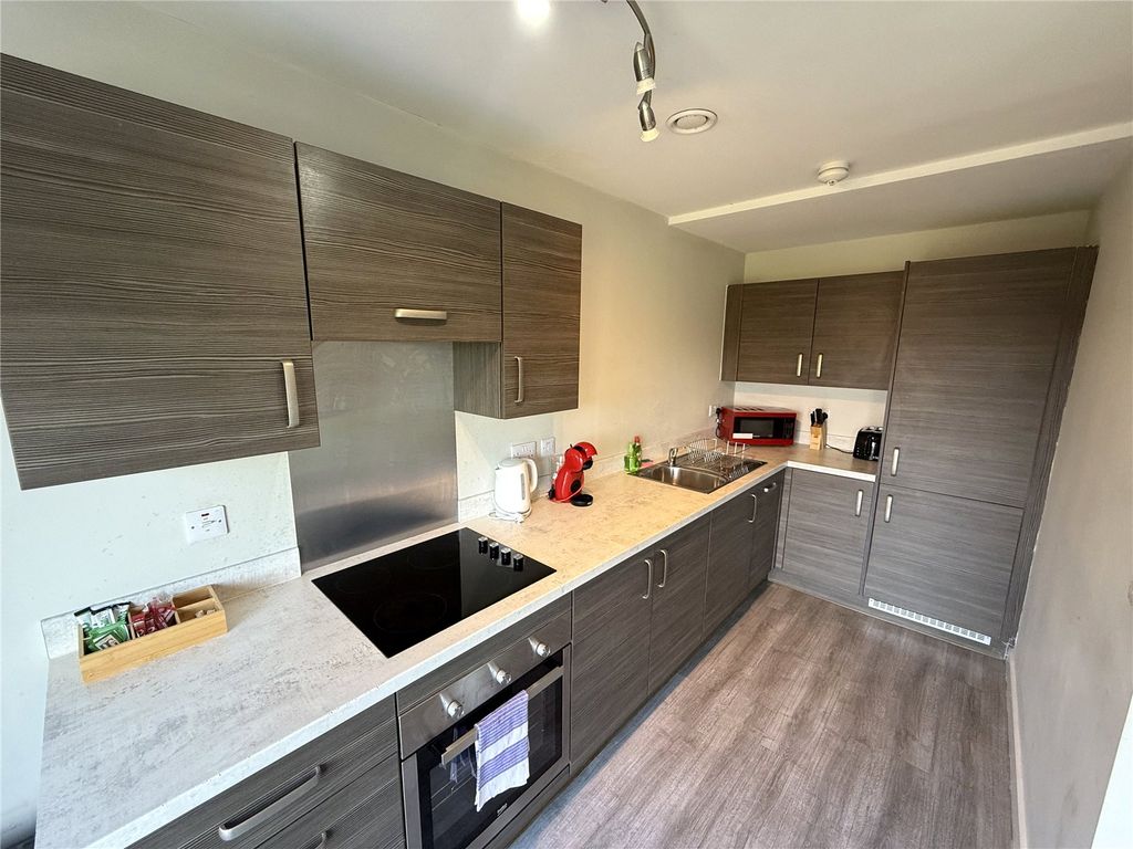 Property photo 3 of 10 Picture No. 04