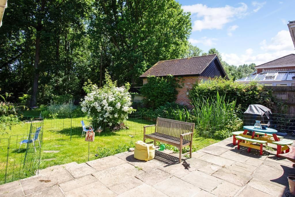 Property photo 2 of 12