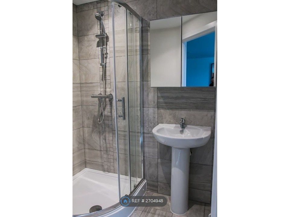 Property photo 3 of 3