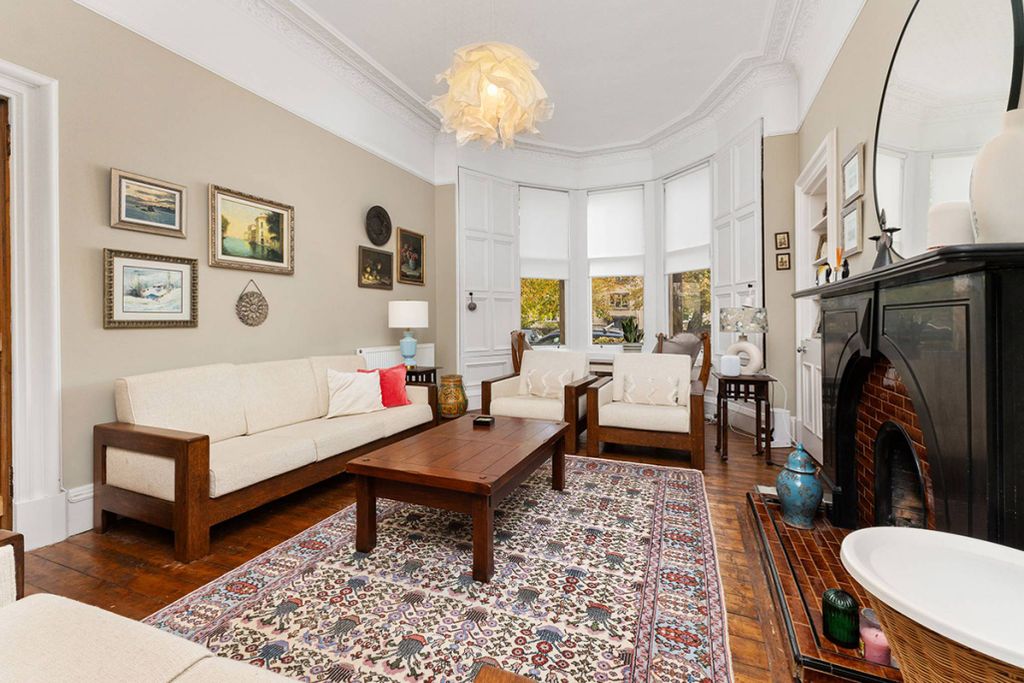 Property photo 3 of 23