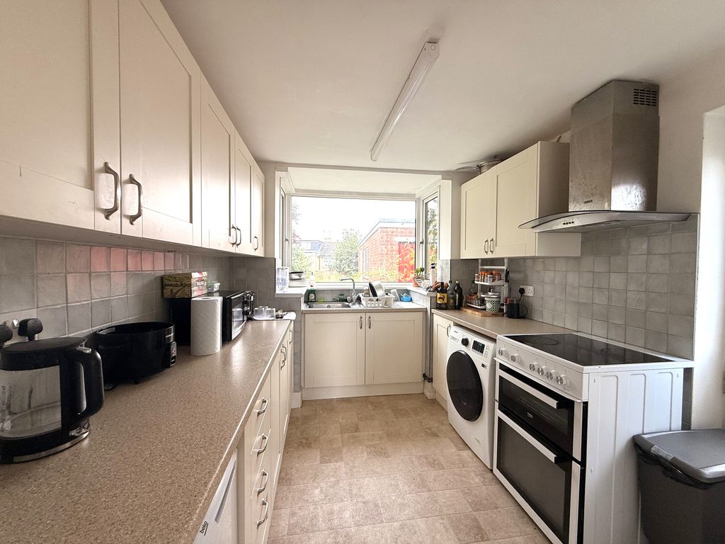 Property photo 3 of 10 Image