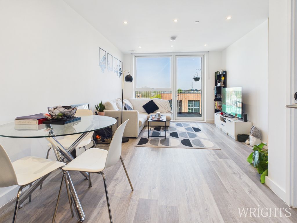 Property photo 2 of 10