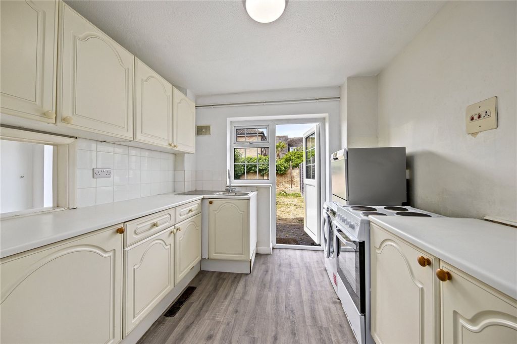 Property photo 3 of 15 Picture No. 22