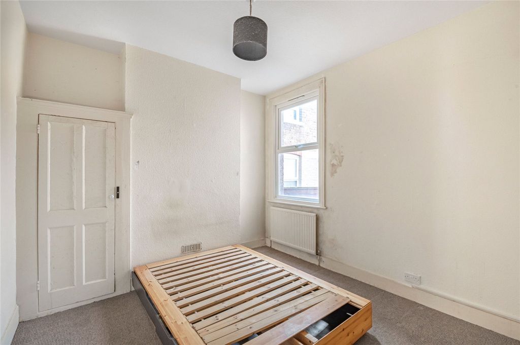 Property photo 2 of 11 Picture No. 02