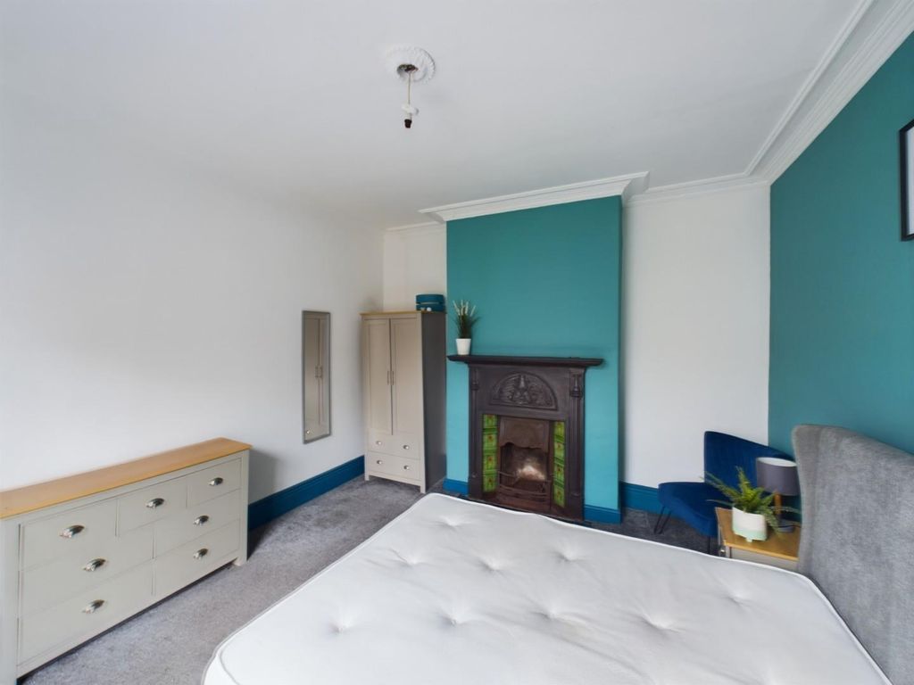 Property photo 2 of 16 Room 1-A.Jpg