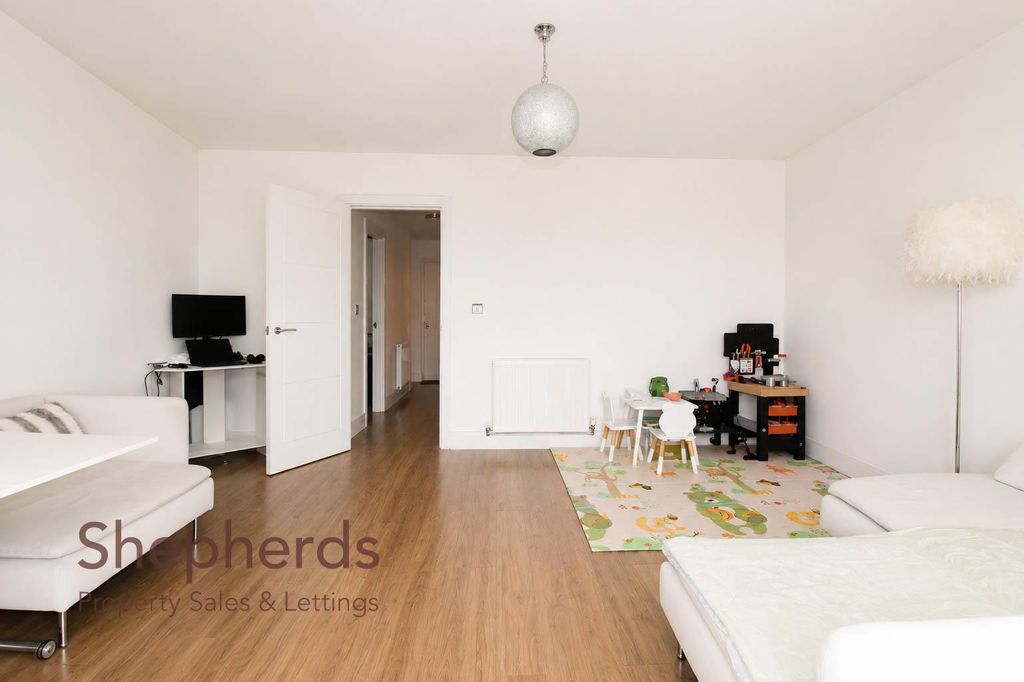 Property photo 3 of 17 10c82170-6c86-4d96-85E4-336B3731Da57.Jpg