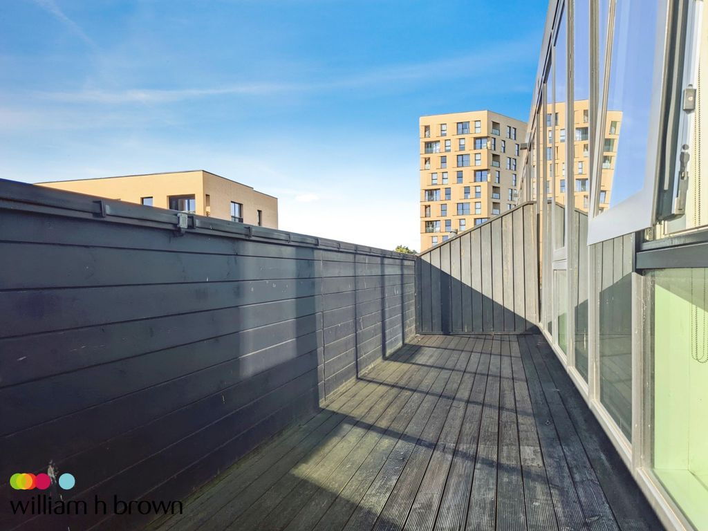 Property photo 2 of 9 Image