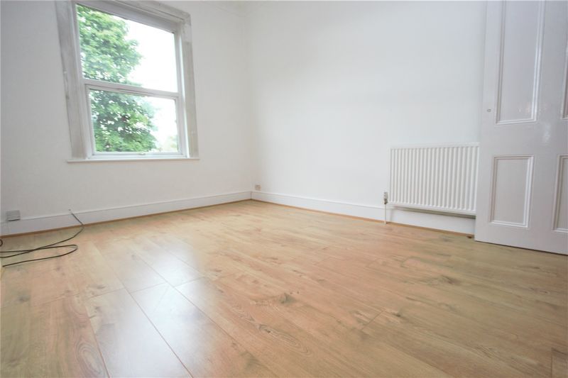 Property photo 2 of 11 Photo 7
