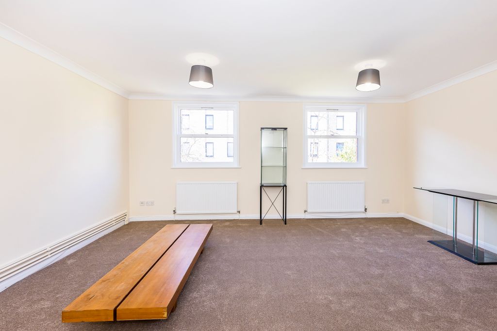 Property photo 2 of 24
