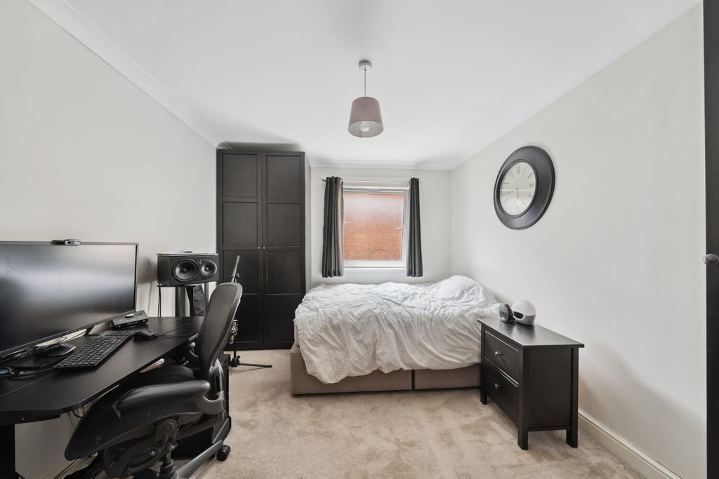 Property photo 3 of 11 Dsc00453