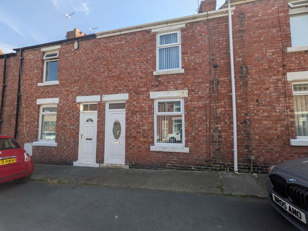 Property photo 1 of 16