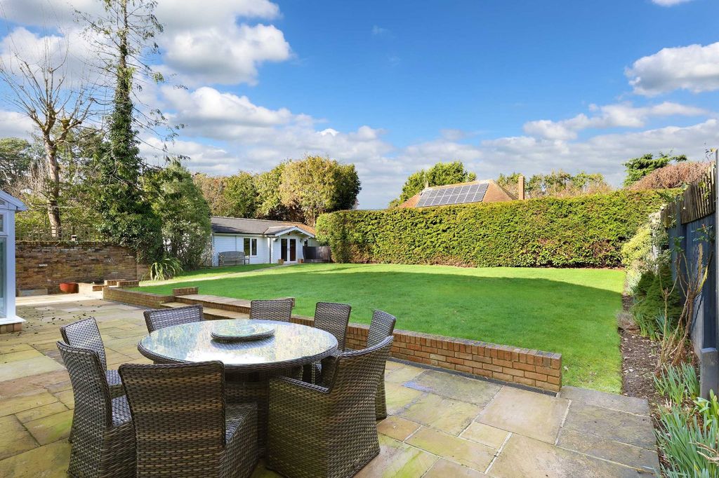 Property photo 3 of 25 Picture No. 03