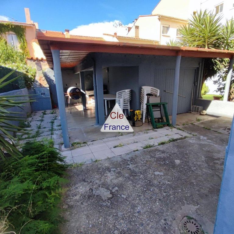 Property photo 2 of 16