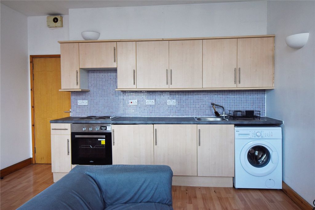 Property photo 3 of 8 Picture No. 03