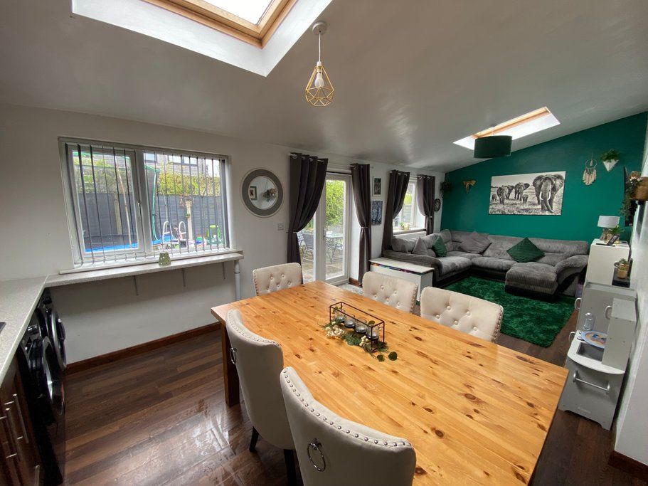 Property photo 2 of 14