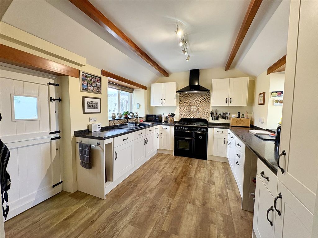 Property photo 3 of 42 Kitchen