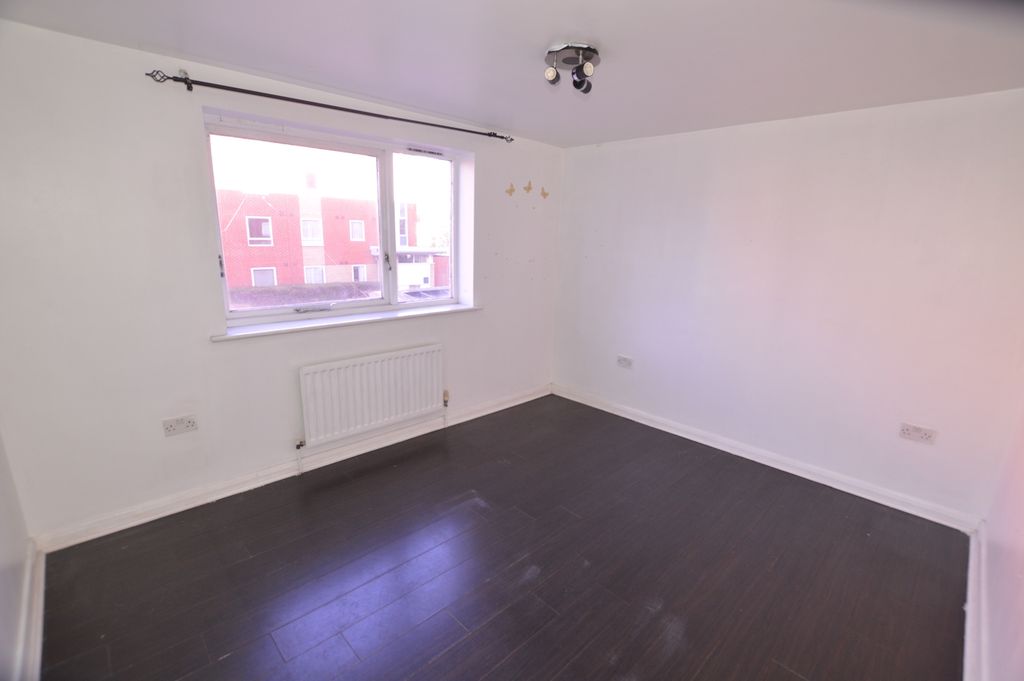 Property photo 3 of 11 Dsc_0775